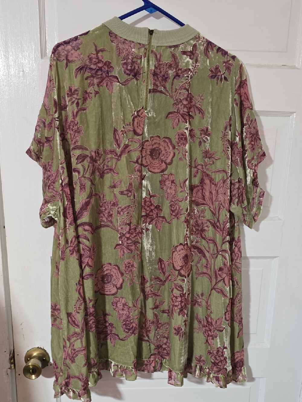 Free People - Picture 3 of 4